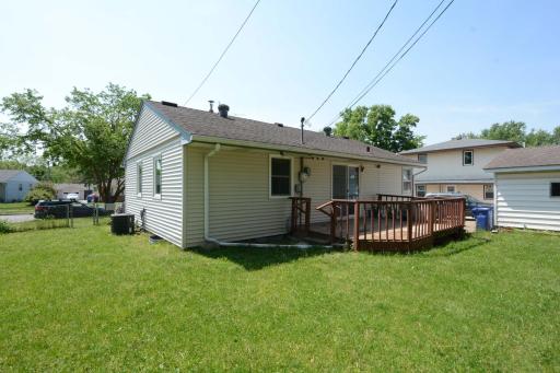 2083 Orange Avenue E, Saint Paul, MN 55119