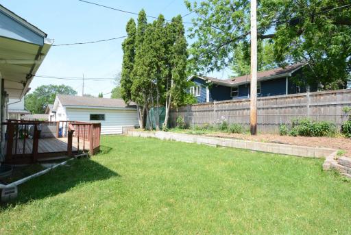 2083 Orange Avenue E, Saint Paul, MN 55119