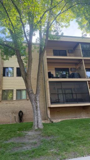 5627 Green Circle Drive, 219, Hopkins, MN 55343