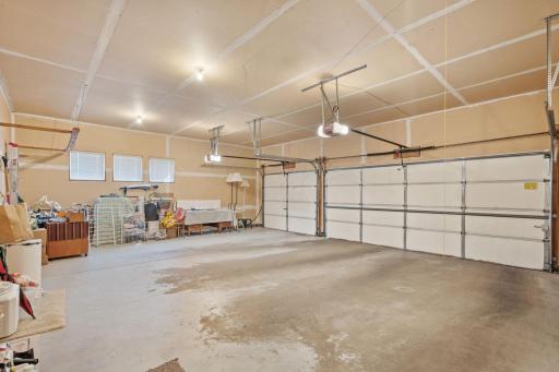 12525 42nd Avenue N, Plymouth, MN 55441