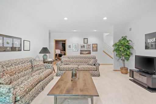 12525 42nd Avenue N, Plymouth, MN 55441