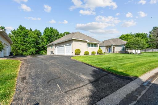 12525 42nd Avenue N, Plymouth, MN 55441