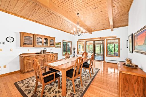 51301 Pine Point Road, Bigfork, MN 56628