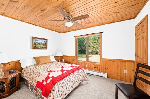 51301 Pine Point Road, Bigfork, MN 56628