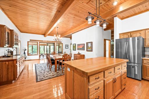 51301 Pine Point Road, Bigfork, MN 56628