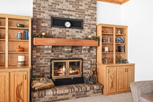 11-Turtle lake-cozy wood burning fireplace