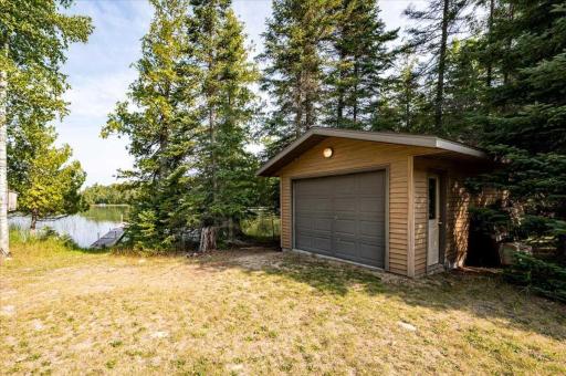 51301 Pine Point Road, Bigfork, MN 56628