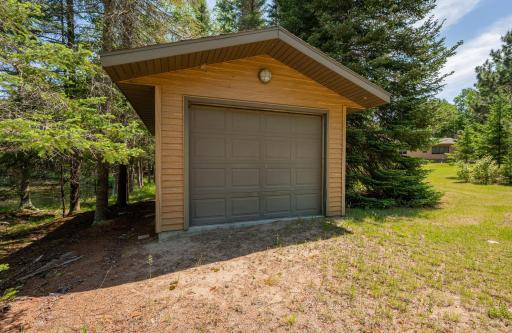 51301 Pine Point Road, Bigfork, MN 56628