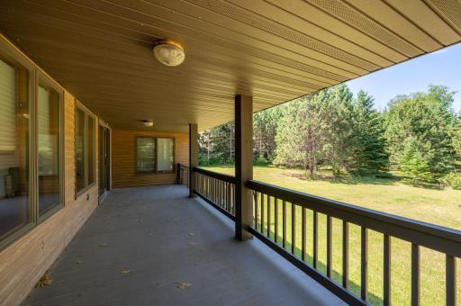 51301 Pine Point Road, Bigfork, MN 56628