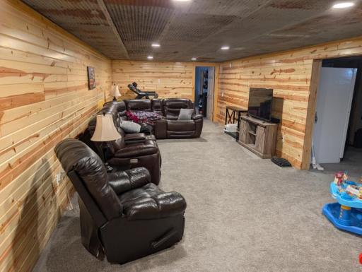 377 1st Street SW, Wells, MN 56097