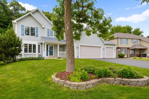 676 Falcon Ridge Road, Saint Paul, MN 55125