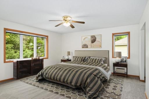 676 Falcon Ridge Road, Saint Paul, MN 55125