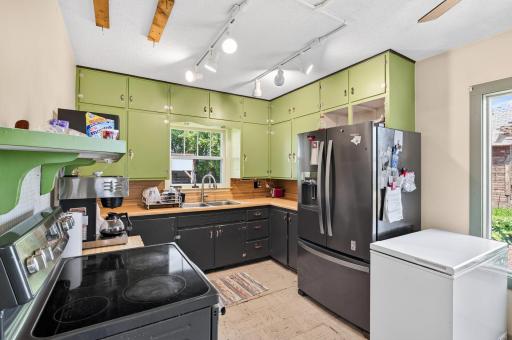 5800 85th Street NW, Maple Lake, MN 55358