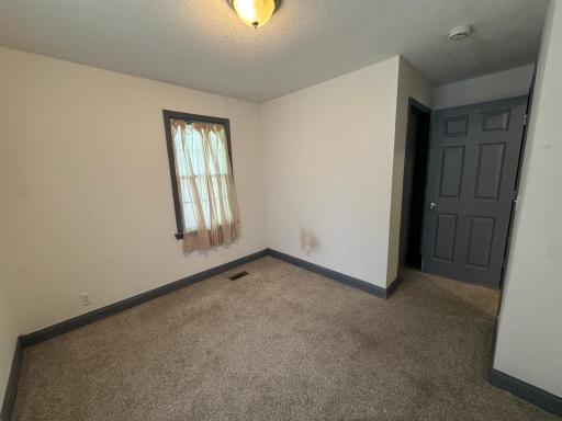 878 Monroe Court, Saint Paul, MN 55102