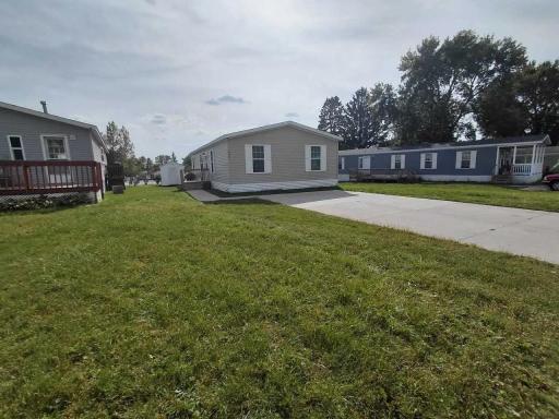 308 22nd Street NW, Stewartville, MN 55976
