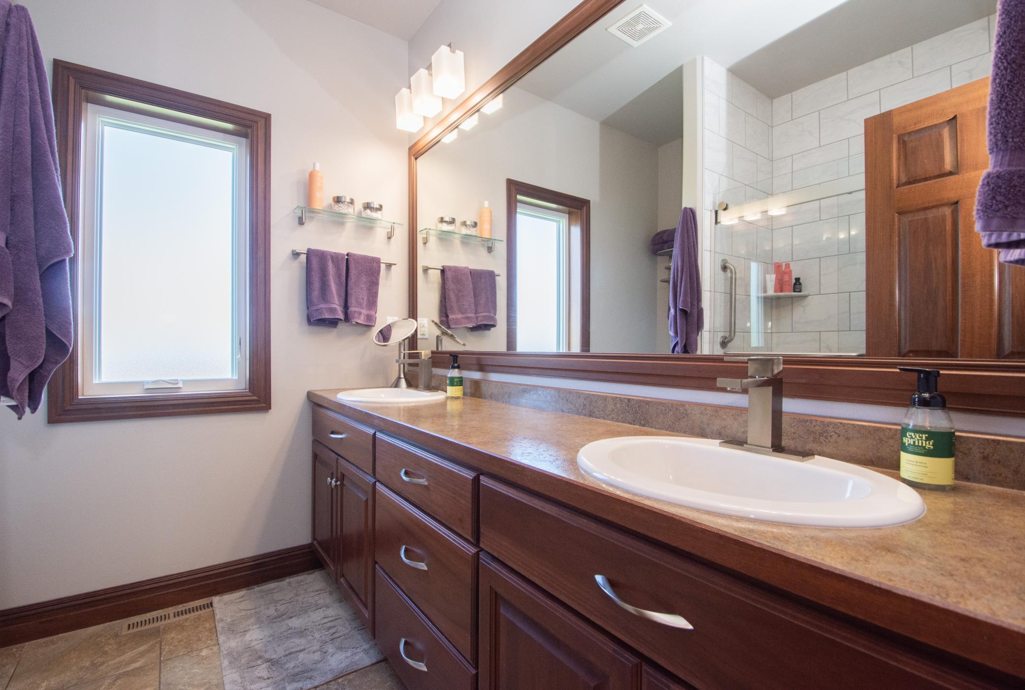 Main Bedroom Private Bath