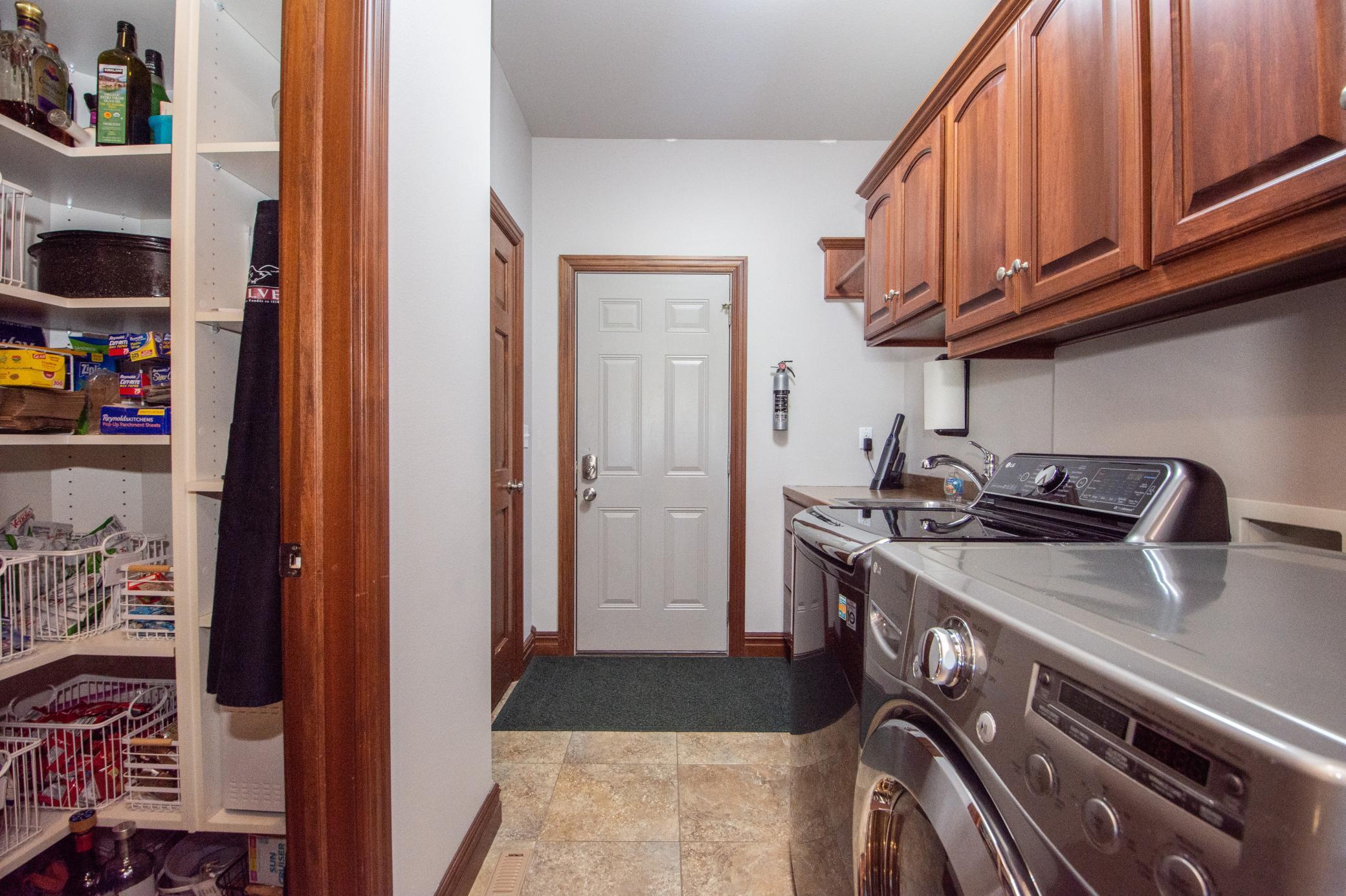 Laundry w/Sink and Pantry (off Kitchen)