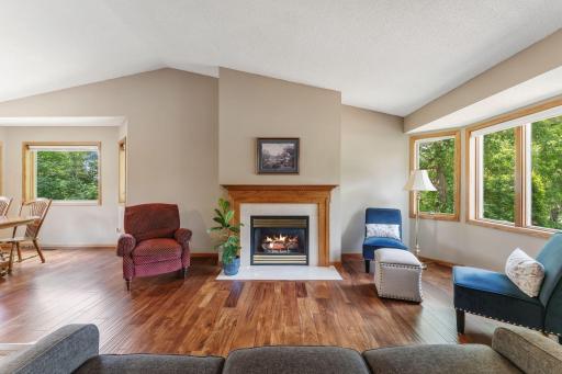 404 Minnesota Avenue, Roseville, MN 55113