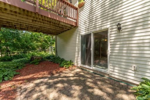 404 Minnesota Avenue, Roseville, MN 55113