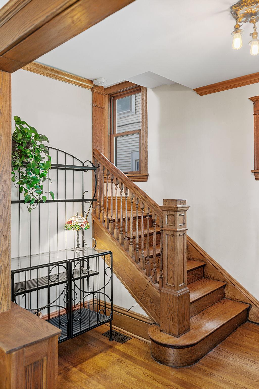GOrgeous staircase to the upper level