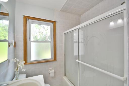 4522 Chatham Road NE, Columbia Heights, MN 55421