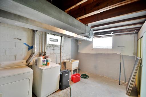 4522 Chatham Road NE, Columbia Heights, MN 55421