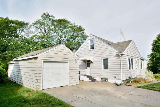4522 Chatham Road NE, Columbia Heights, MN 55421