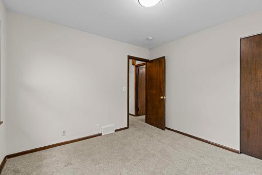 4850 Zane Avenue N, Minneapolis, MN 55429