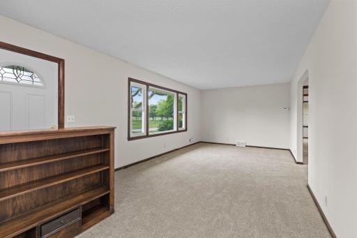 4850 Zane Avenue N, Minneapolis, MN 55429
