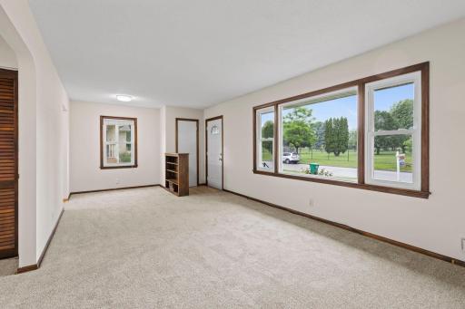 4850 Zane Avenue N, Minneapolis, MN 55429