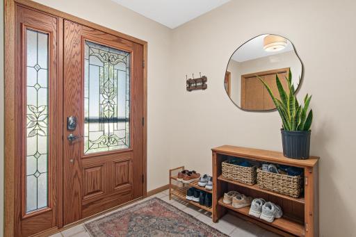 12852 Essex Way, Saint Paul, MN 55124
