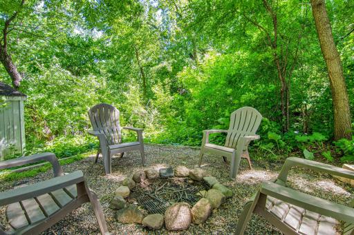 12852 Essex Way, Saint Paul, MN 55124