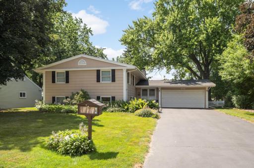 5233 W 105th Street, Bloomington, MN 55437