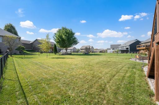 870 Portsmith Drive NW, Rochester, MN 55901