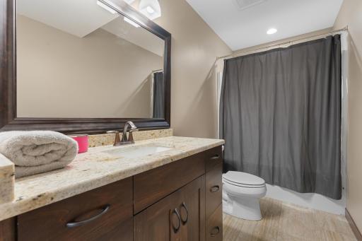 870 Portsmith Drive NW, Rochester, MN 55901