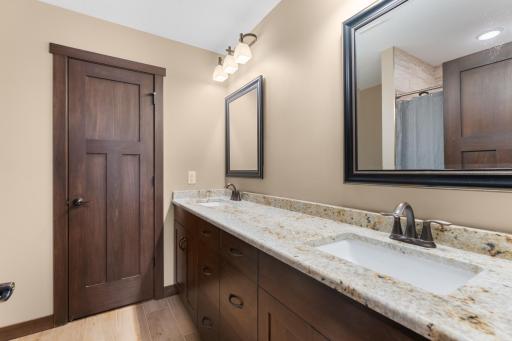 870 Portsmith Drive NW, Rochester, MN 55901