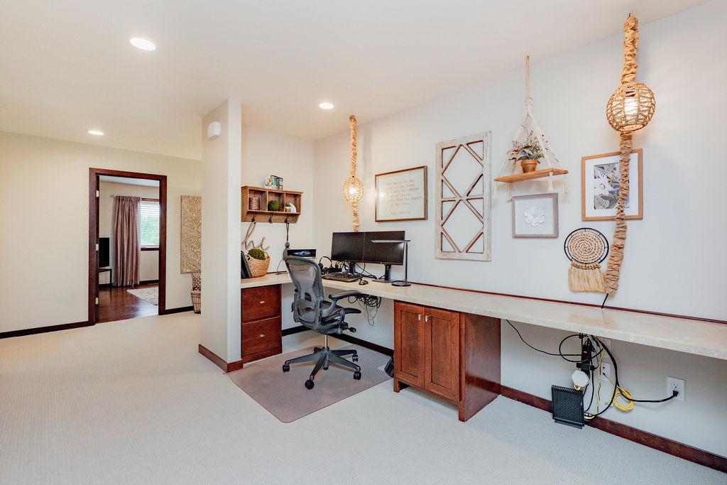 Upper level computer nook
