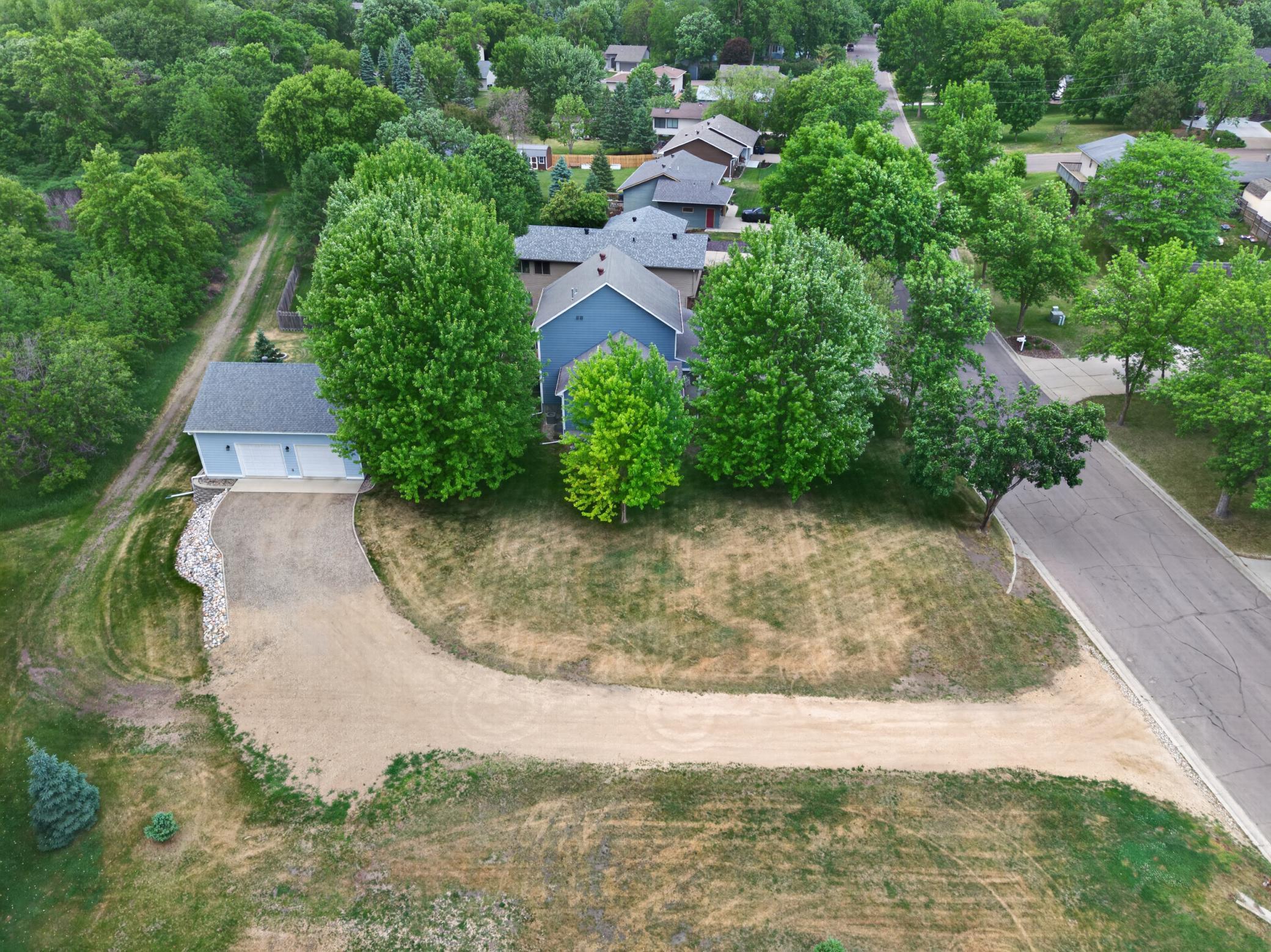 711 Sunset Dr
