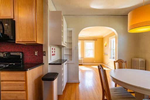 4415 Chowen Avenue S, 201, Minneapolis, MN 55410