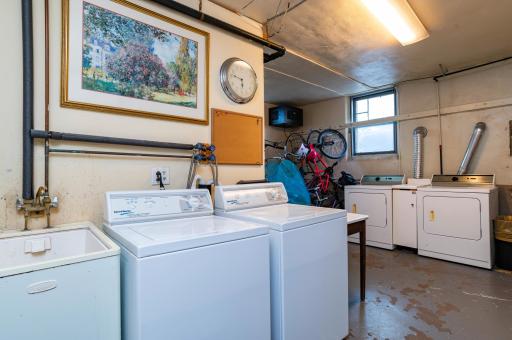 4415 Chowen Avenue S, 201, Minneapolis, MN 55410