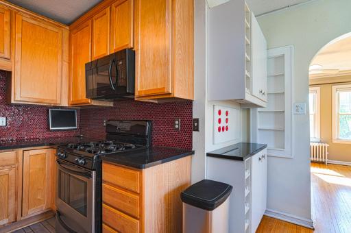 4415 Chowen Avenue S, 201, Minneapolis, MN 55410