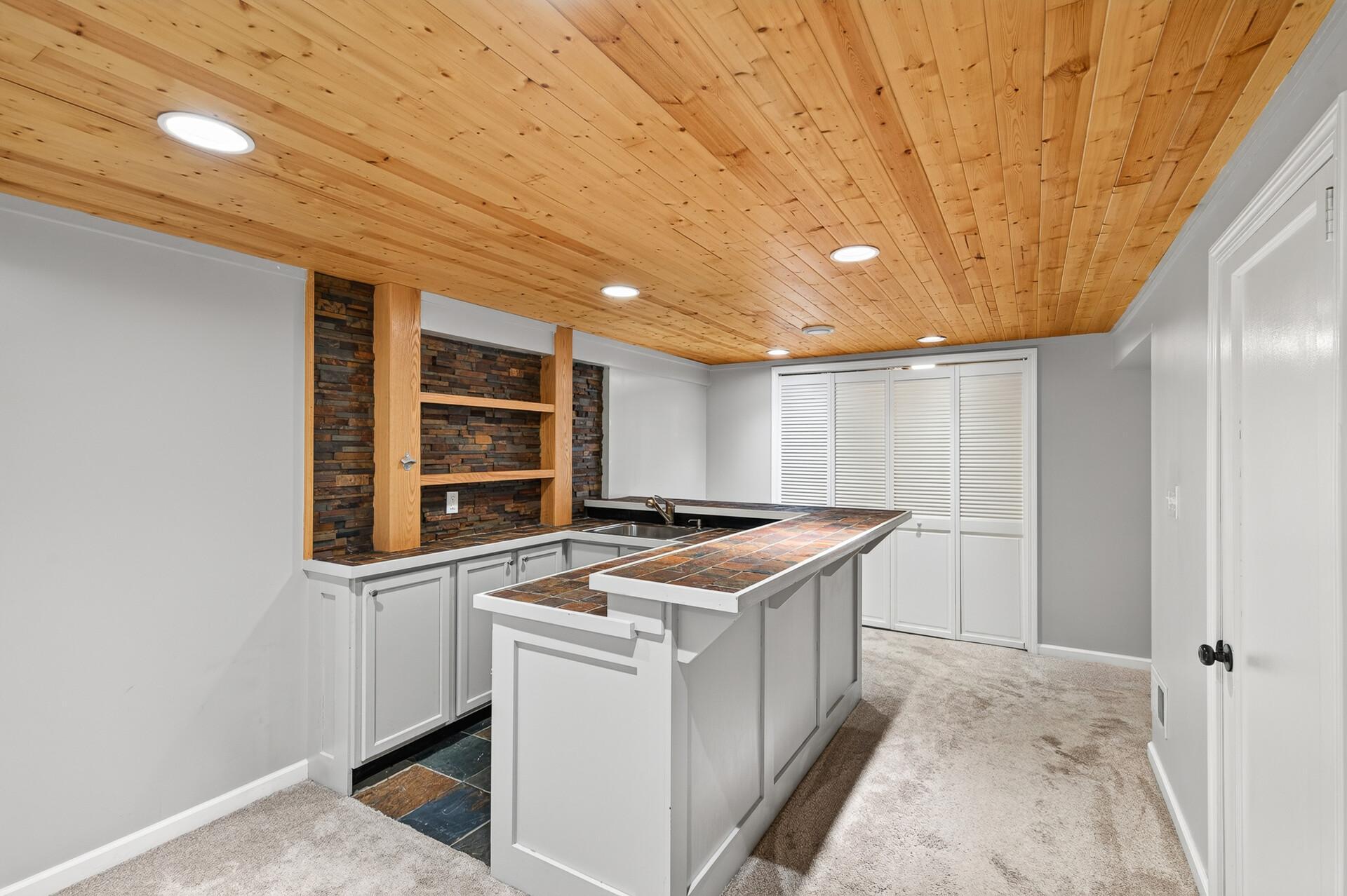 Great space for entertaining, off family room