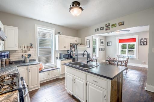 403 Pine Street S, Sauk Centre, MN 56378