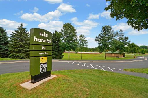 Local area attractions. Park