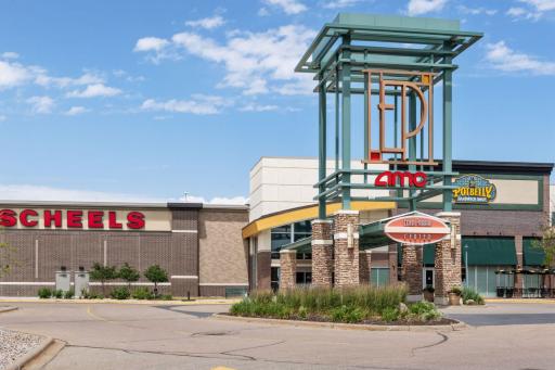 Local area attractions. Eden Prairie Shopping Mall.