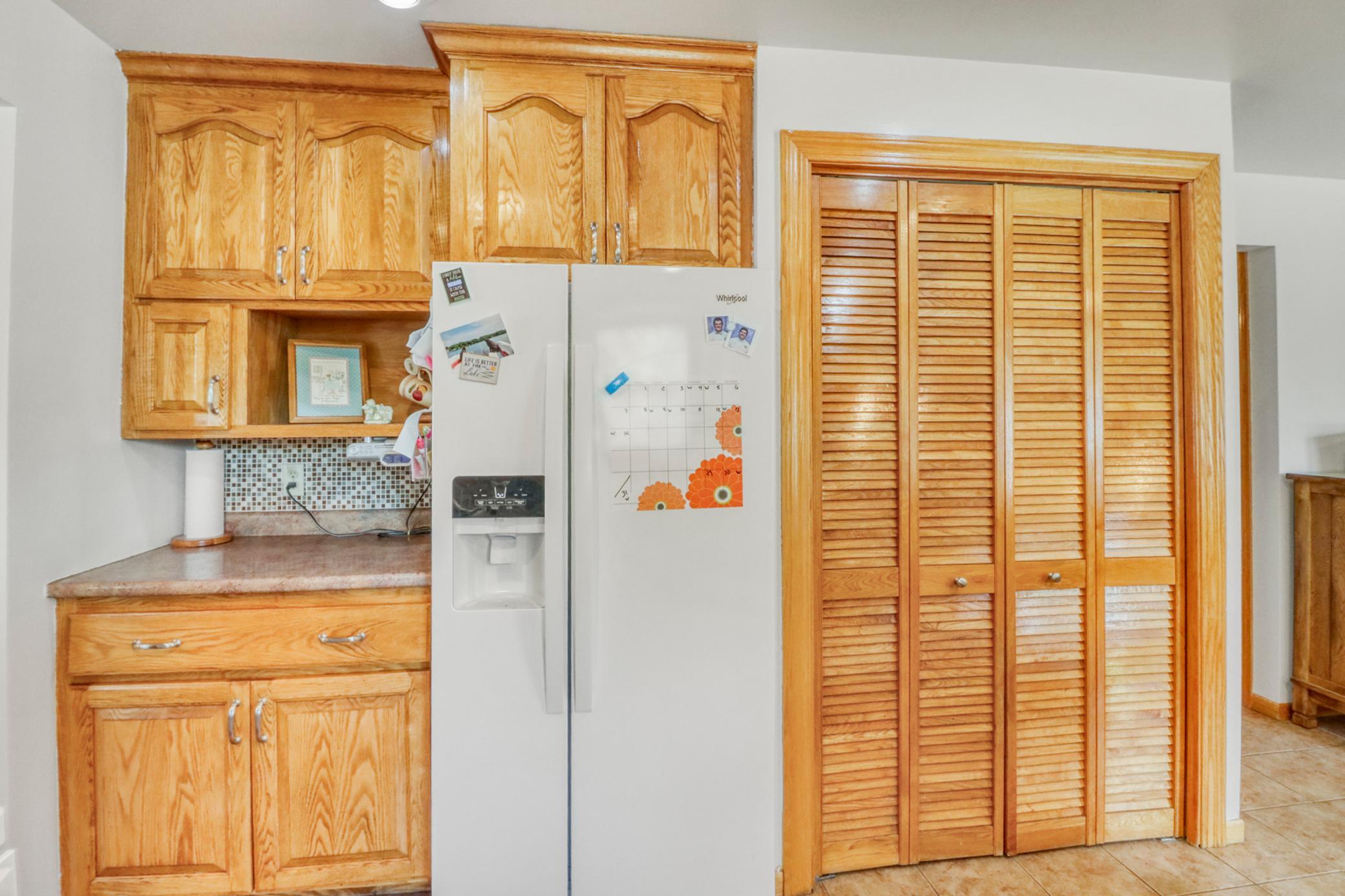 Kitchen1_6 (5).JPG