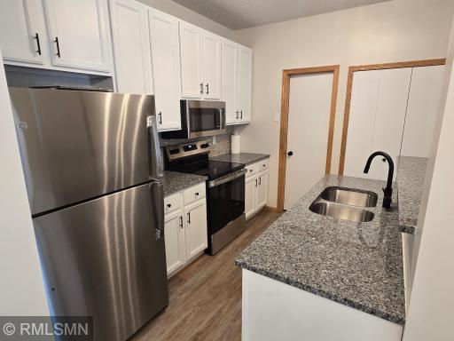 8300 Kimball Drive, Eden Prairie, MN 55347