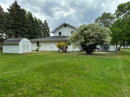 1121 W 6th Street, Graceville, MN 56240