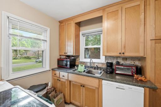 5124 Richmond Drive, Edina, MN 55436