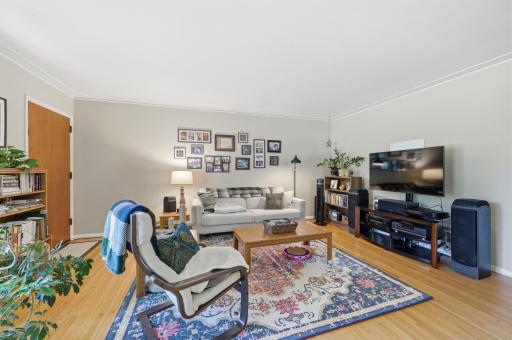 5124 Richmond Drive, Edina, MN 55436